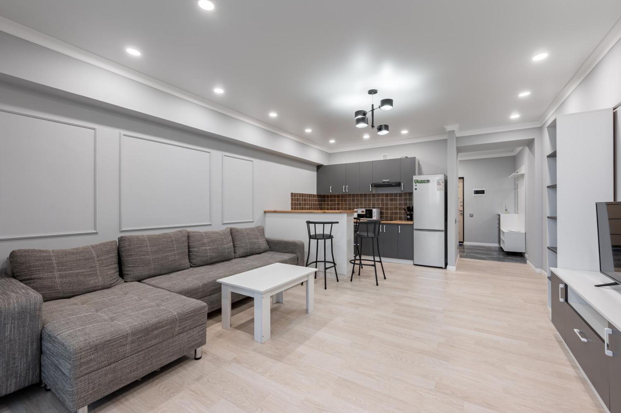 One Bedroom Apartment Next To Arbat In The Heart Of Ałma Ata Zewnętrze zdjęcie